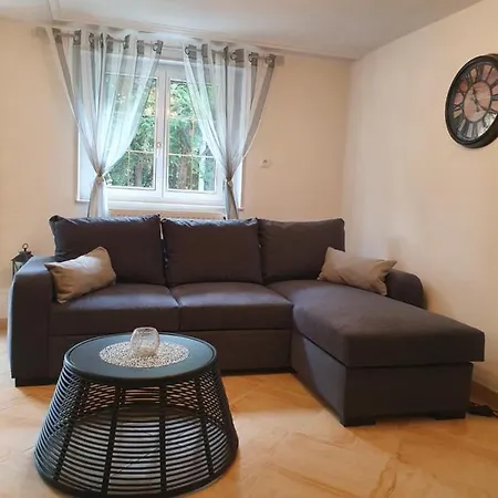 Les Jardins De Lo're'an Apartment